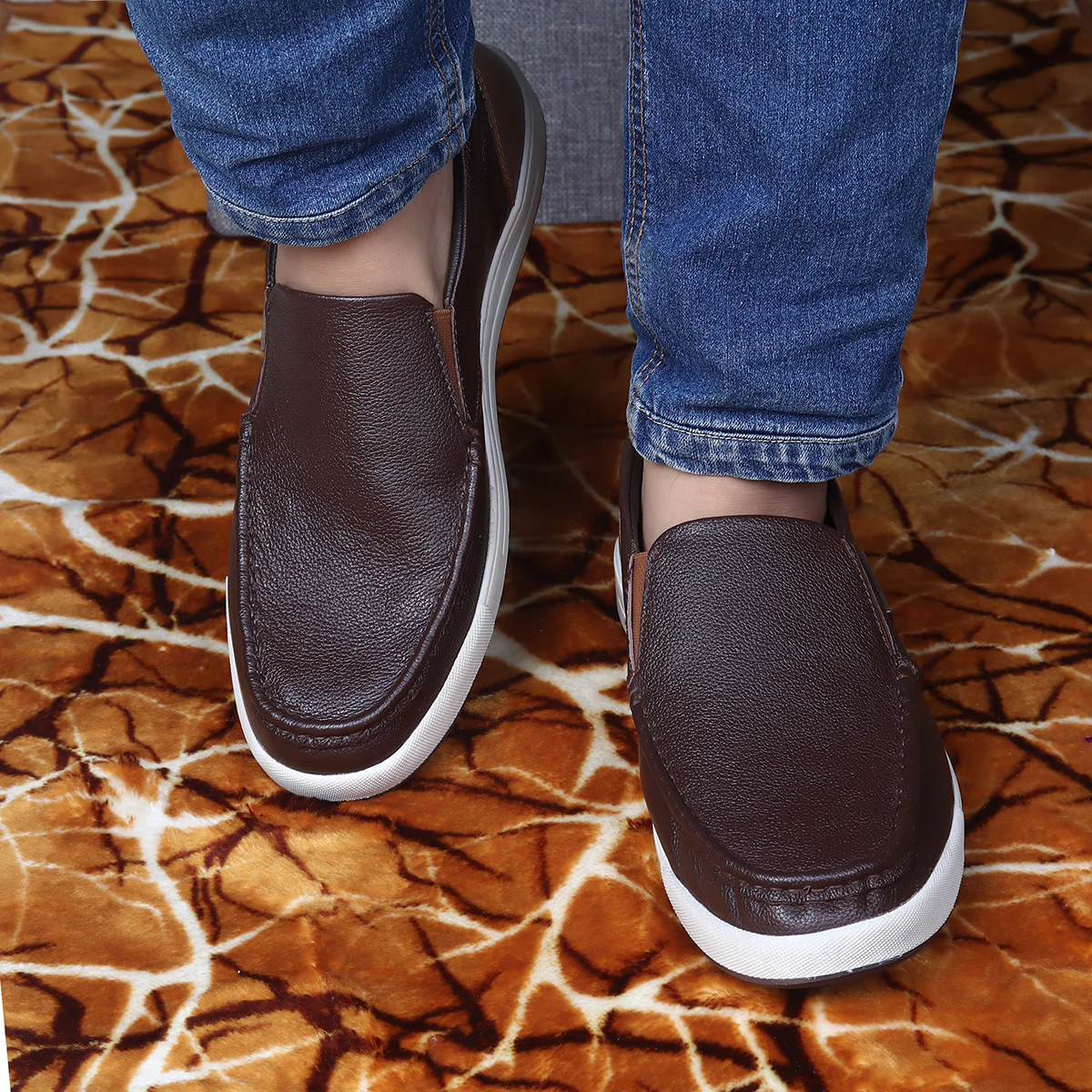 Red Chief Brown Casual Sneaker Shoes for Men RC3887 003 - Image 2