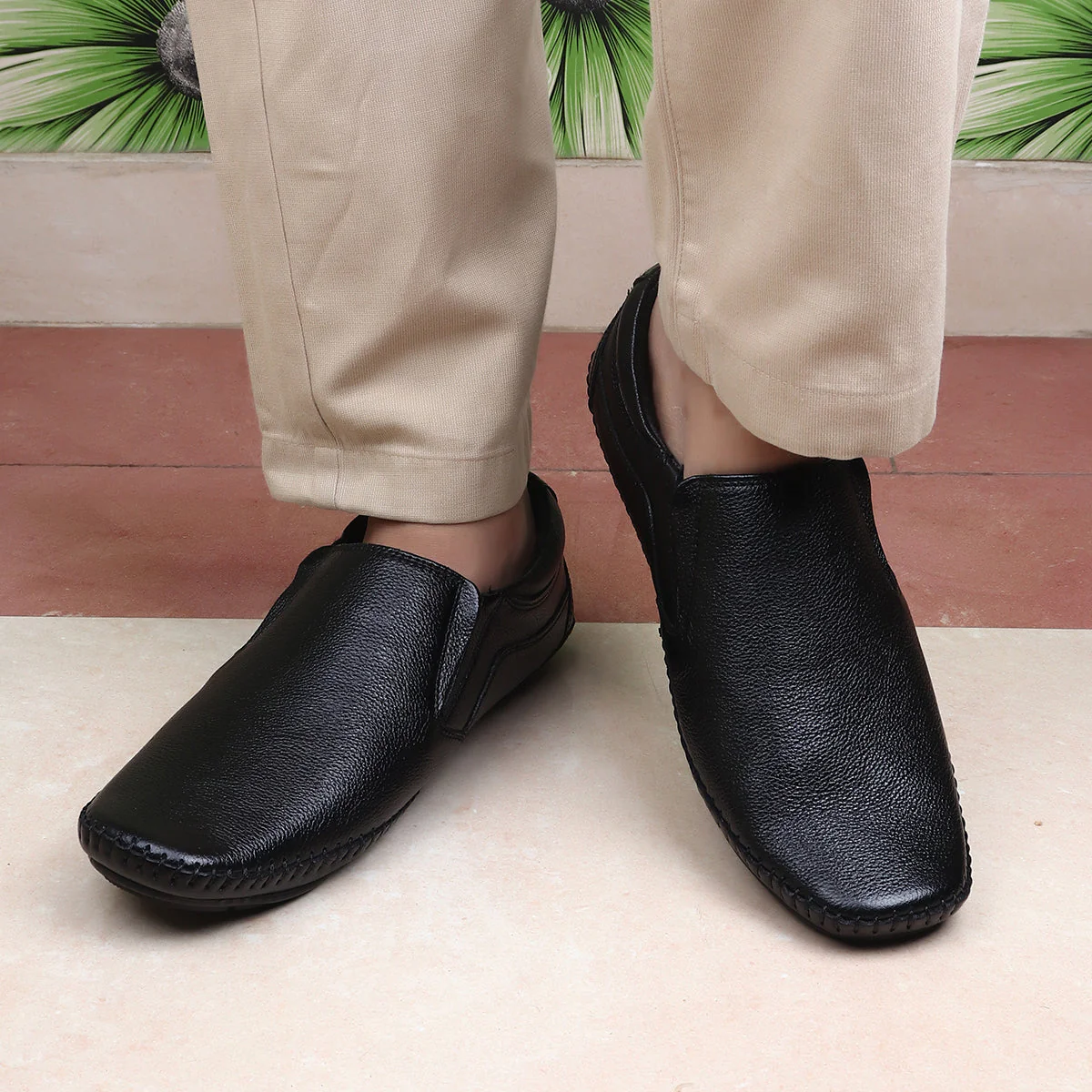 Red Chief Black Formal Shoes for Men RC3817 001 - Image 9