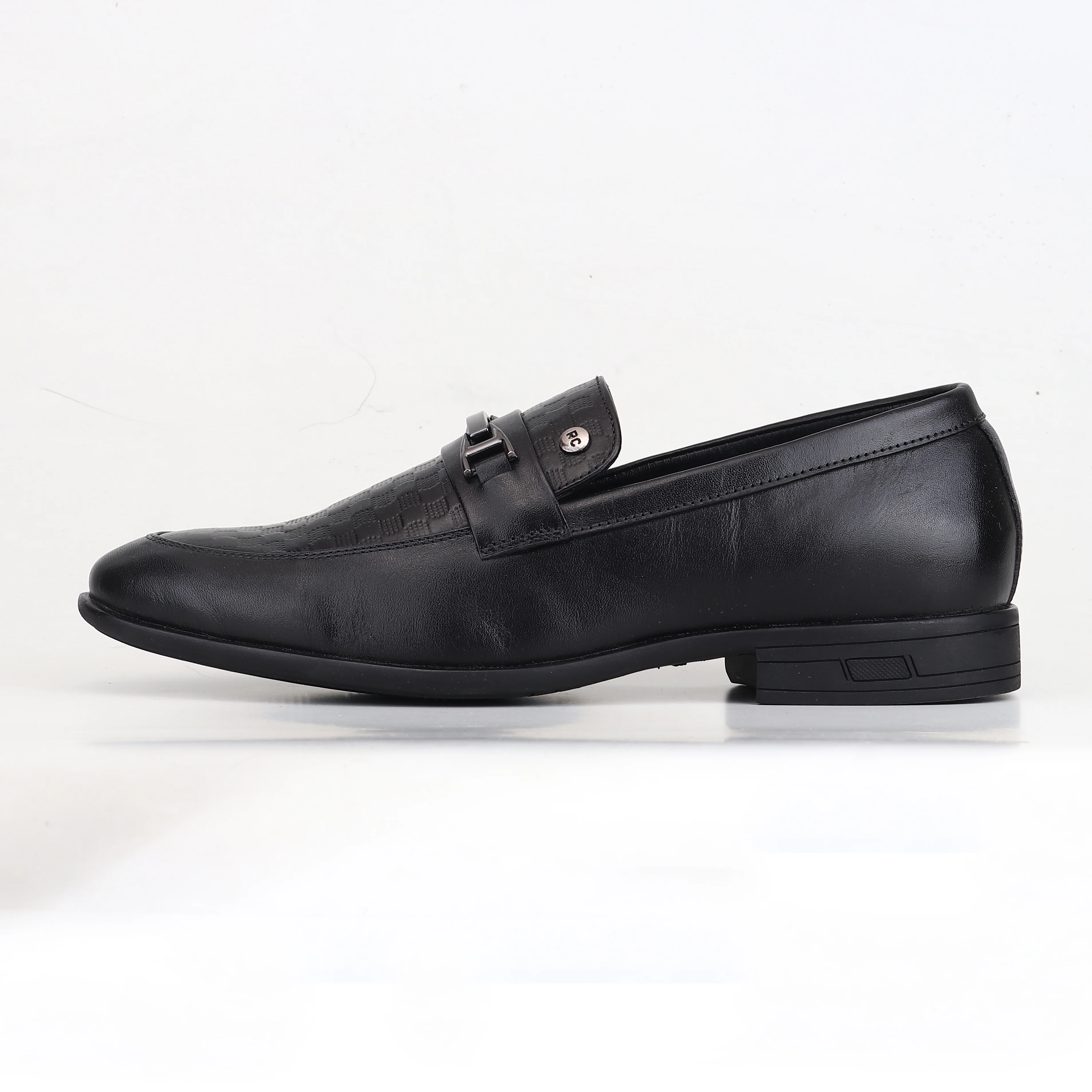 Red Chief Black Formal Shoes for Men RC4028 001 - Image 2