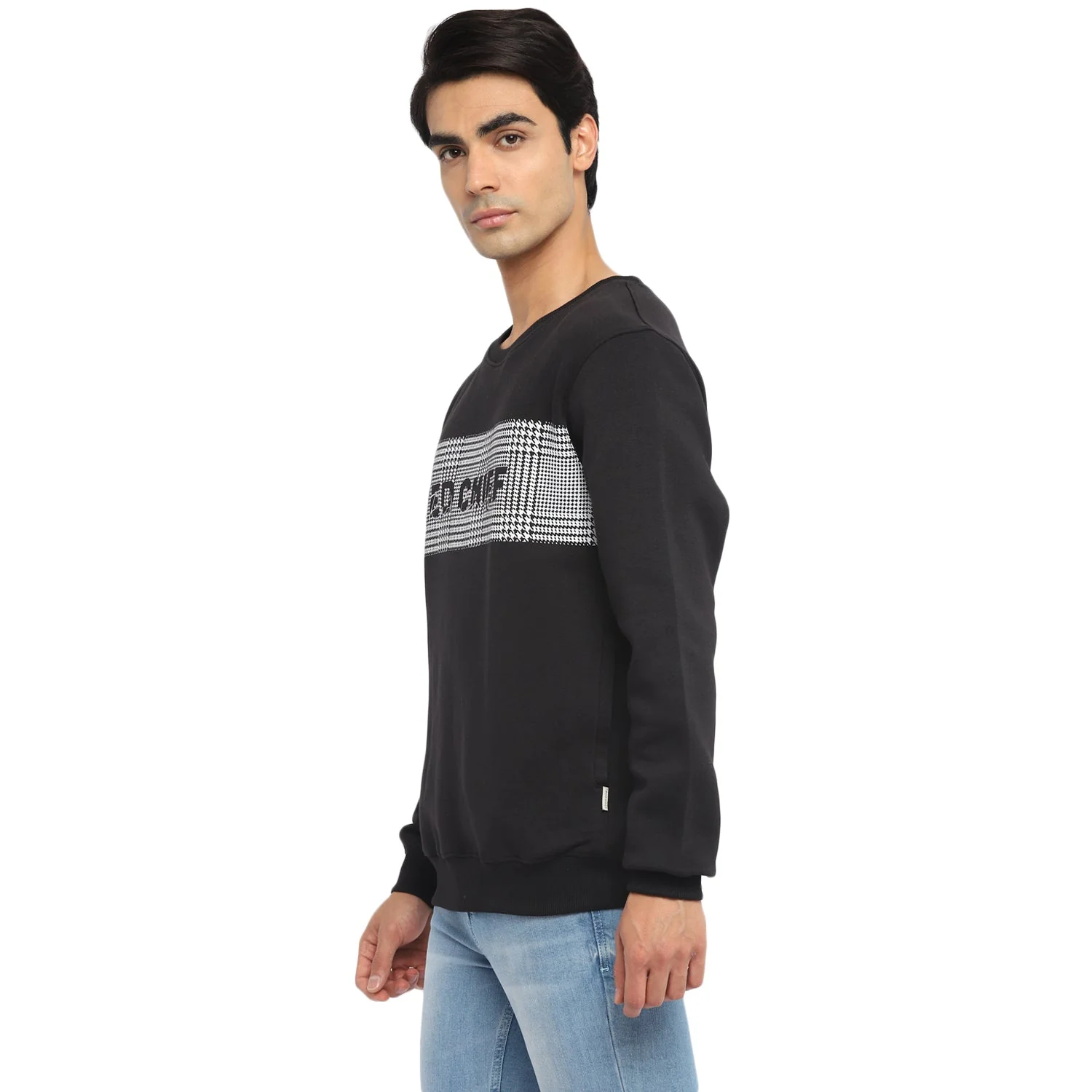 Red Chief Black Solid Sweatshirt for Men O8310019 001 - Image 5