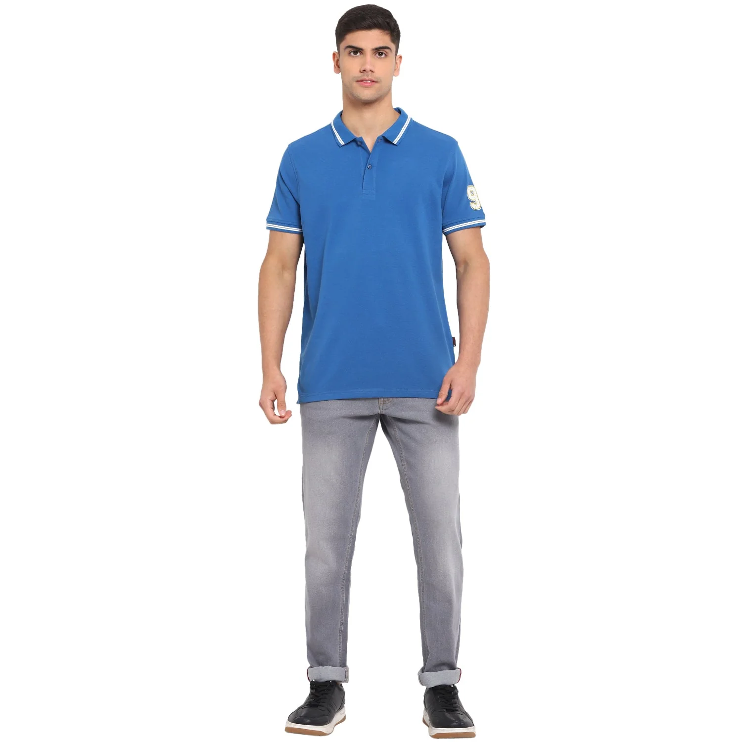Red Chief Blue Solid T-Shirt for Men 8220252 002 - Image 3
